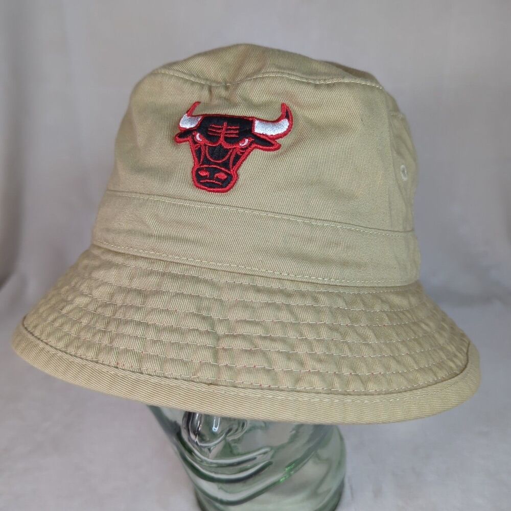 Mitchell & Ness Chicago Bulls Bucket Hat NBA Hardwood Classics Khaki Adult S/M